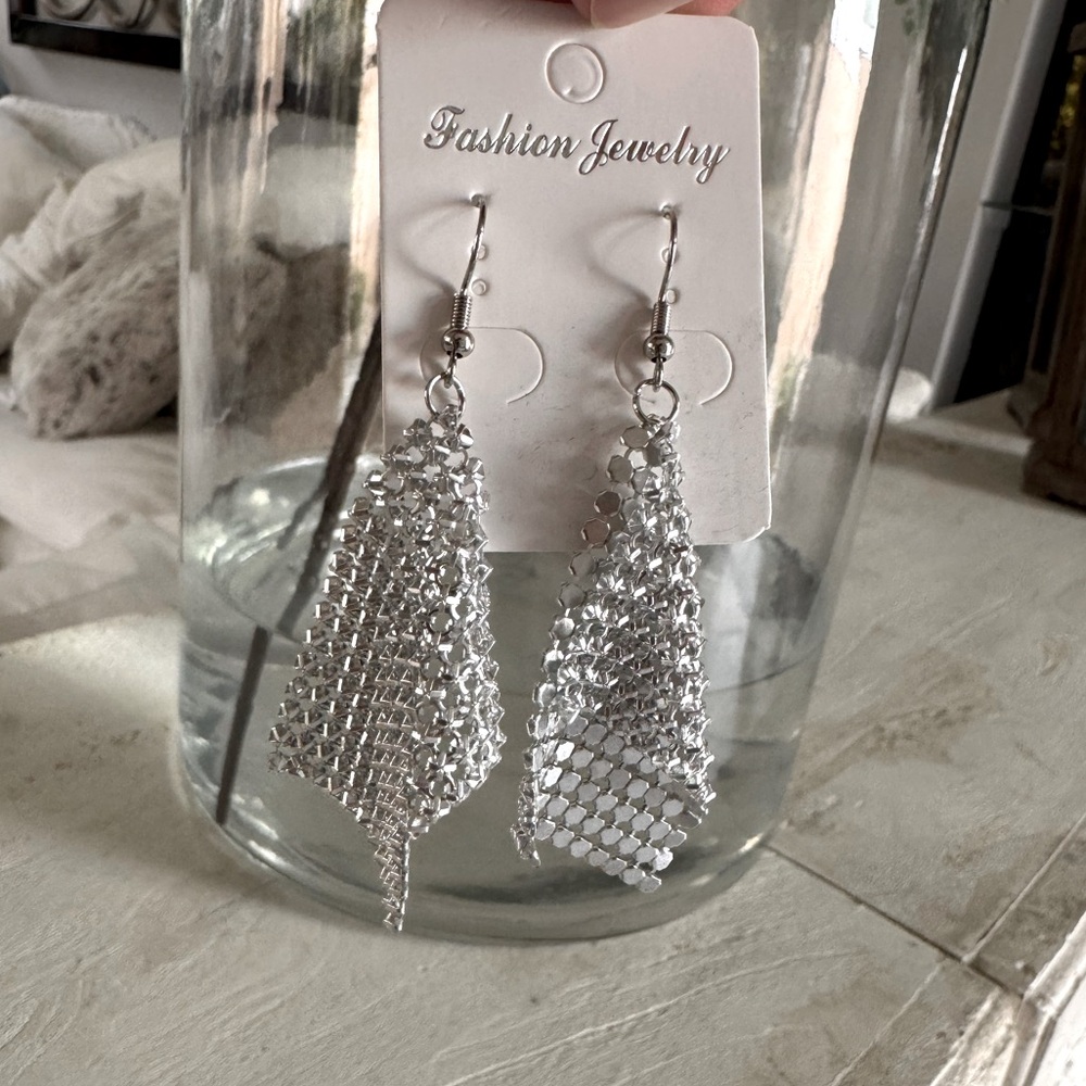 Silver Mesh Dangle Earrings (New)